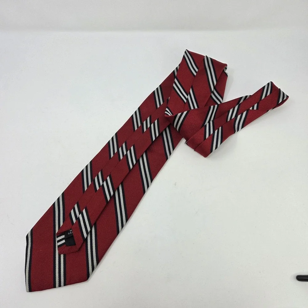 Joseph Jos A Bank Mens REPP Tie 100% Silk 61